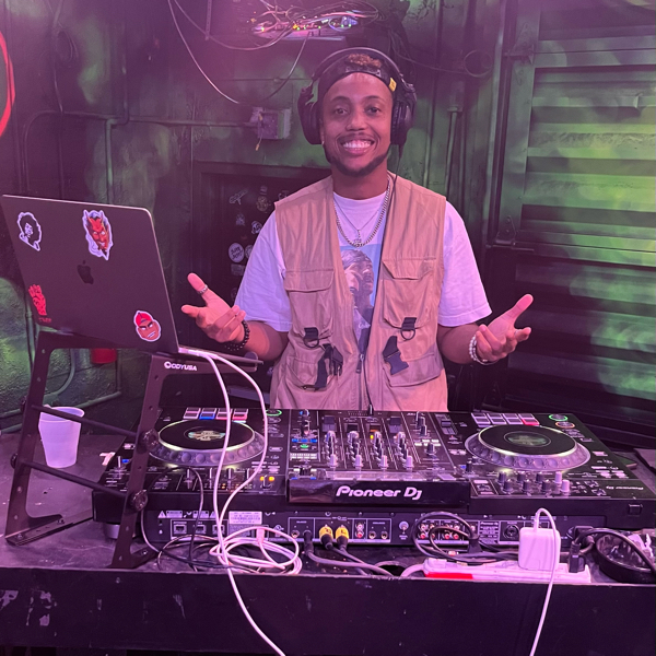 DjLLC