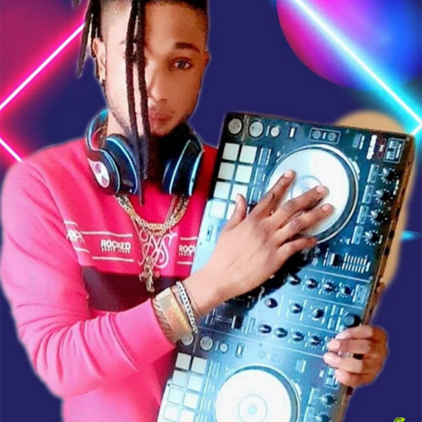 DJ SKYYOUNG