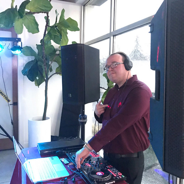 DJ Andrew Miles