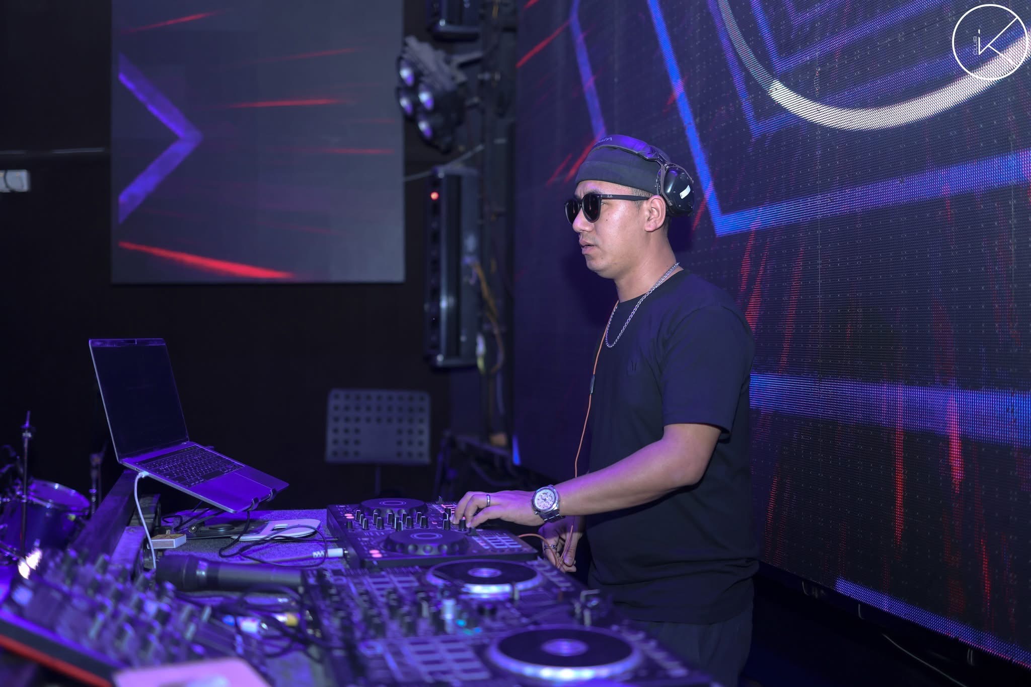 DJ NOVSUN