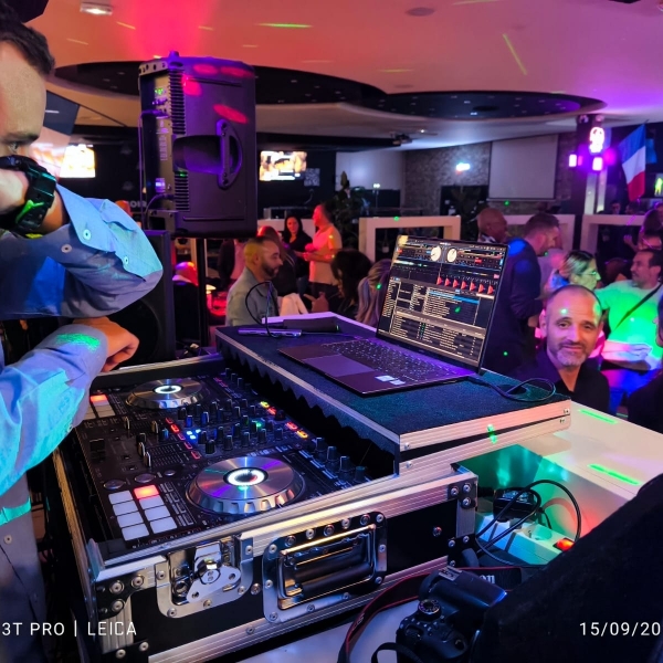 DJ Red'N'Black