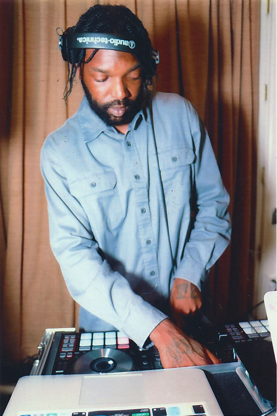 DJ FUTURISTIC BEATZ