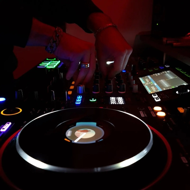 Dj Bres