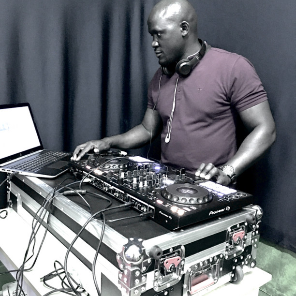 DJ JAQX