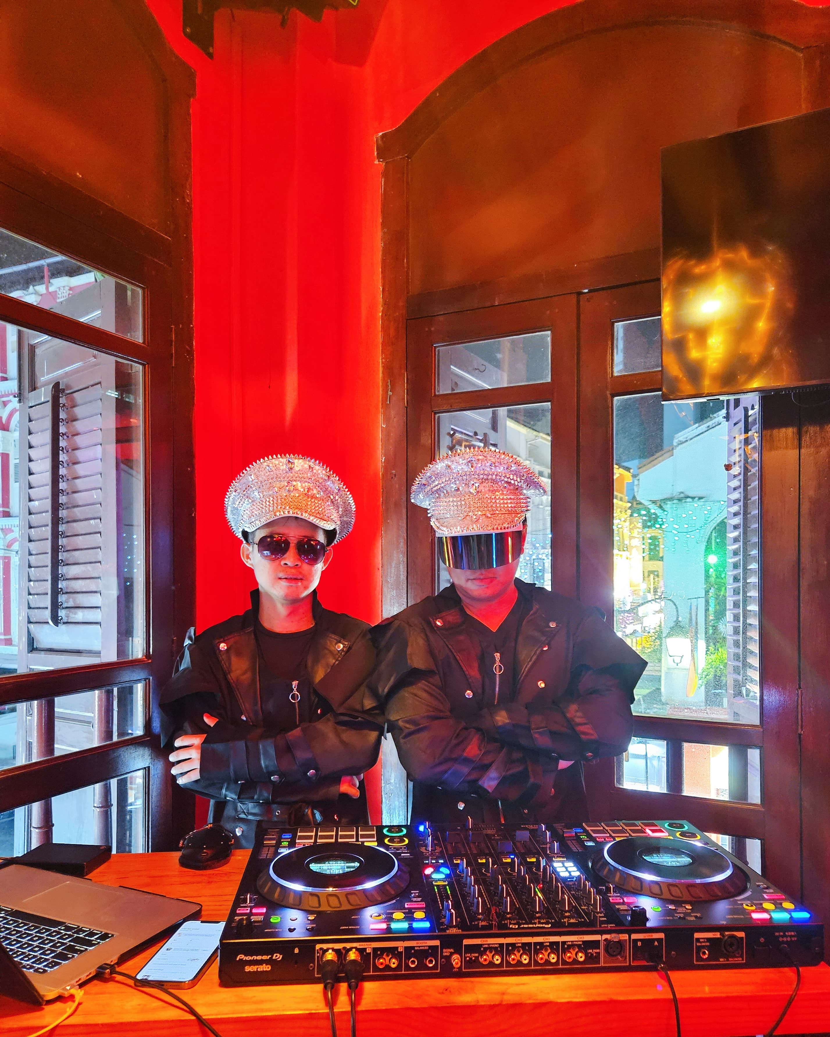 DJ DiamondSilver