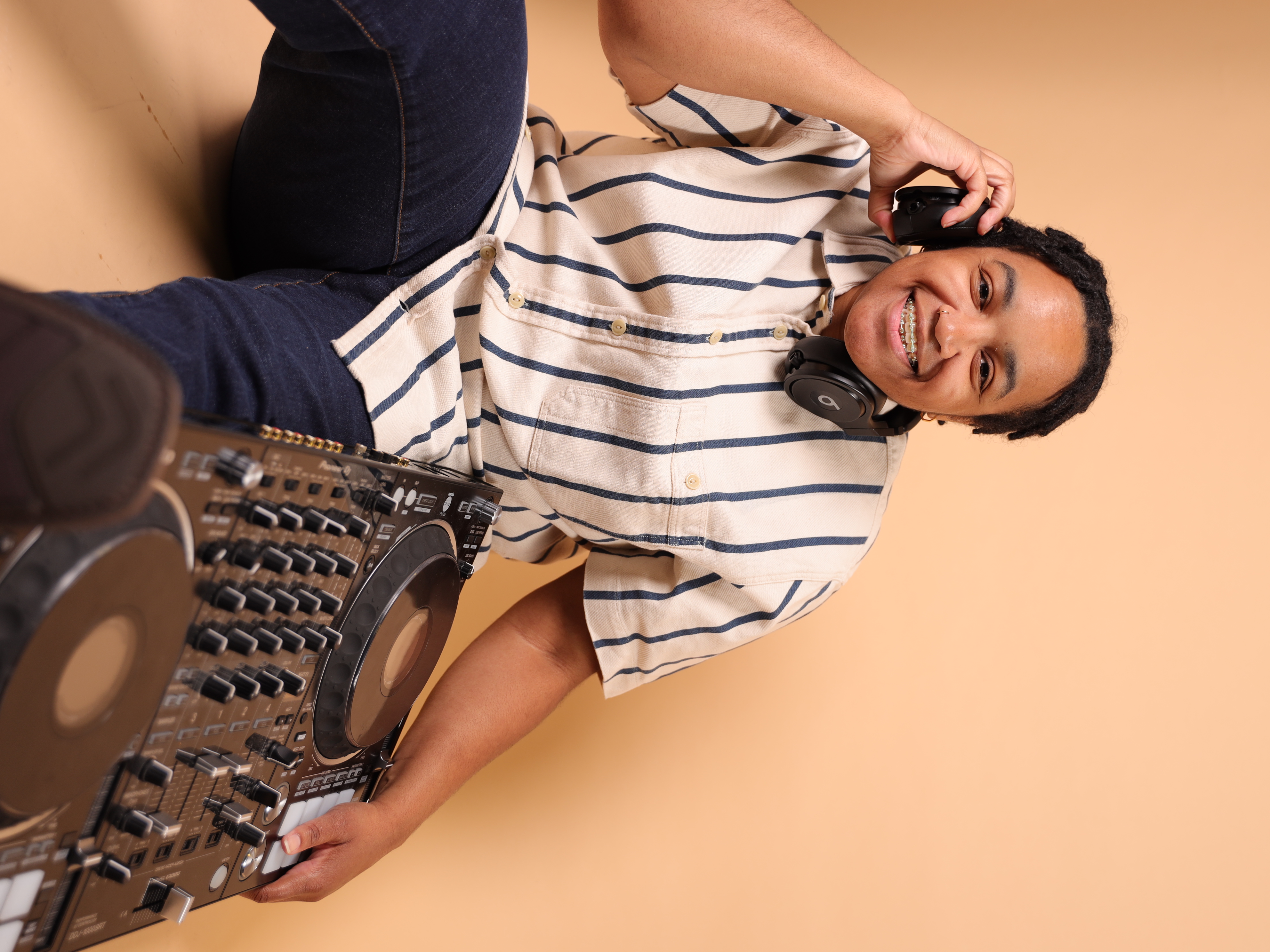 Dj Nu Kicks