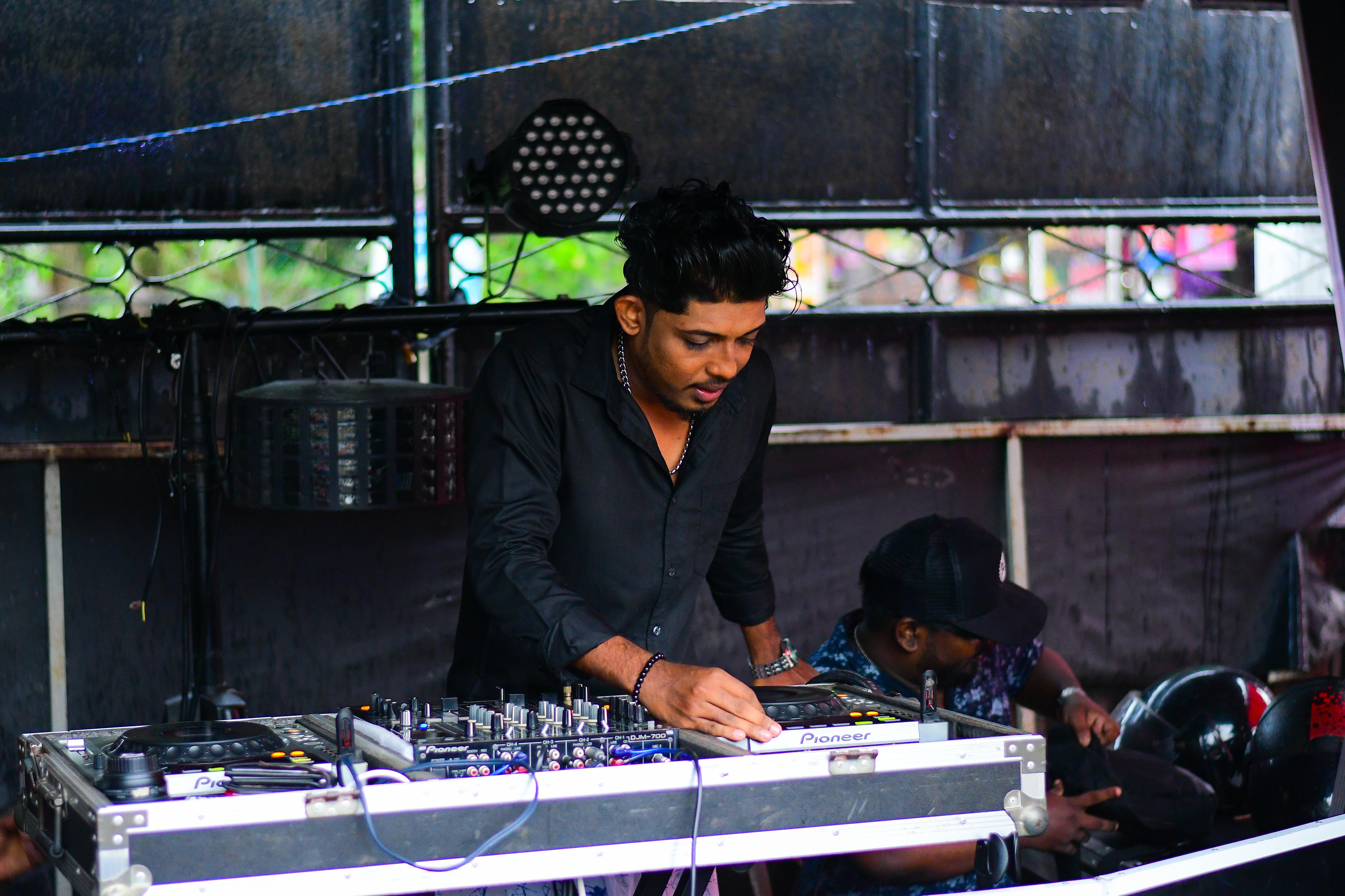 IMAX DJ