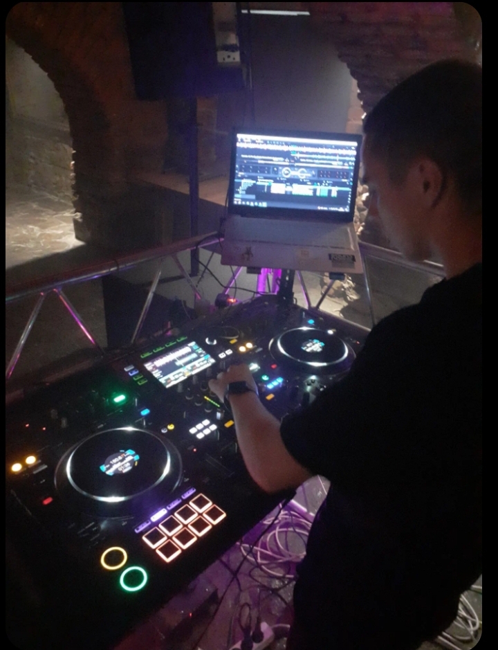 DJ Csaky