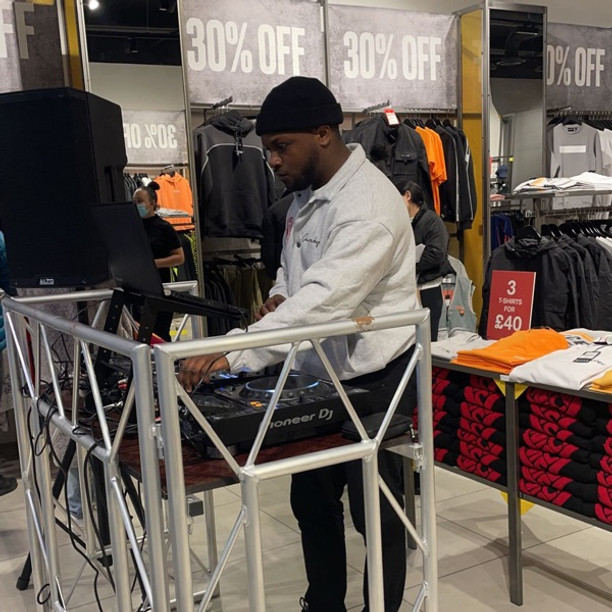 DJ Mantz