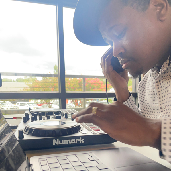Dj T