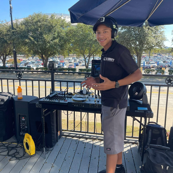 DJ Doogie