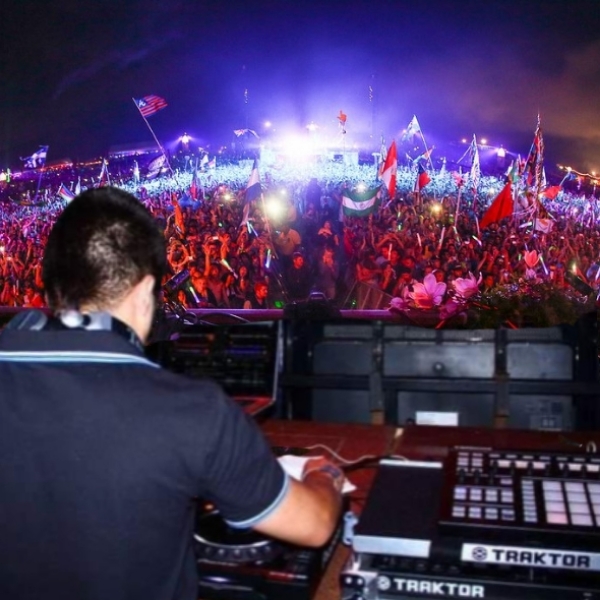 DJ ALI B
