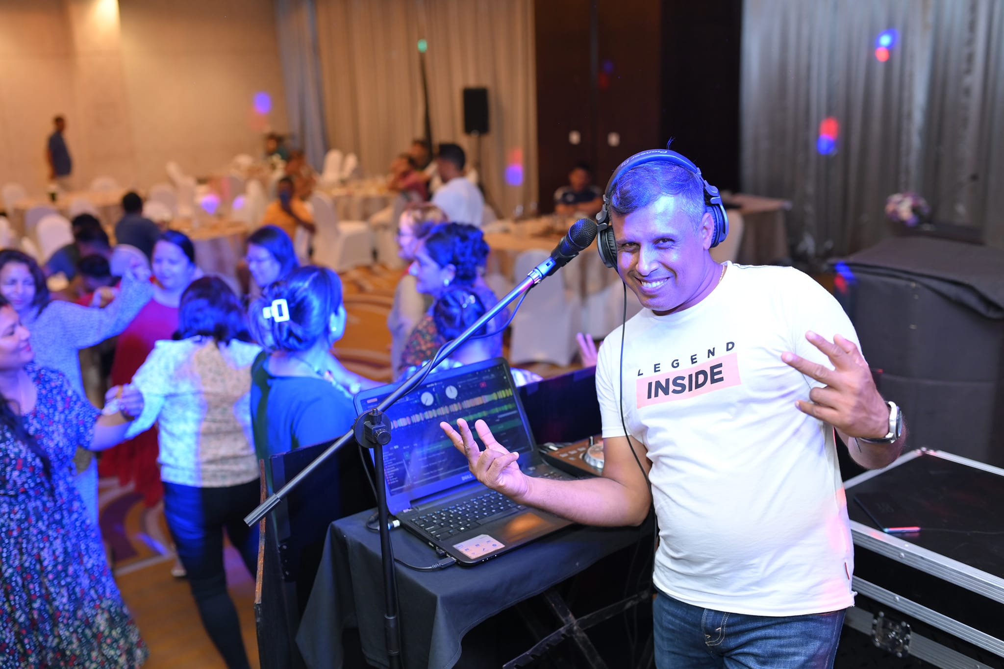 DJ MIKE