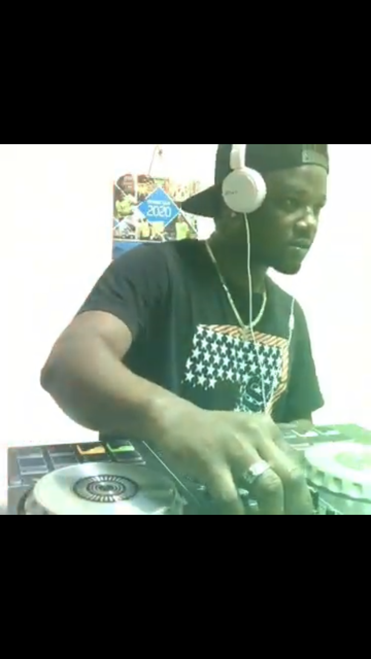 DJ EYE