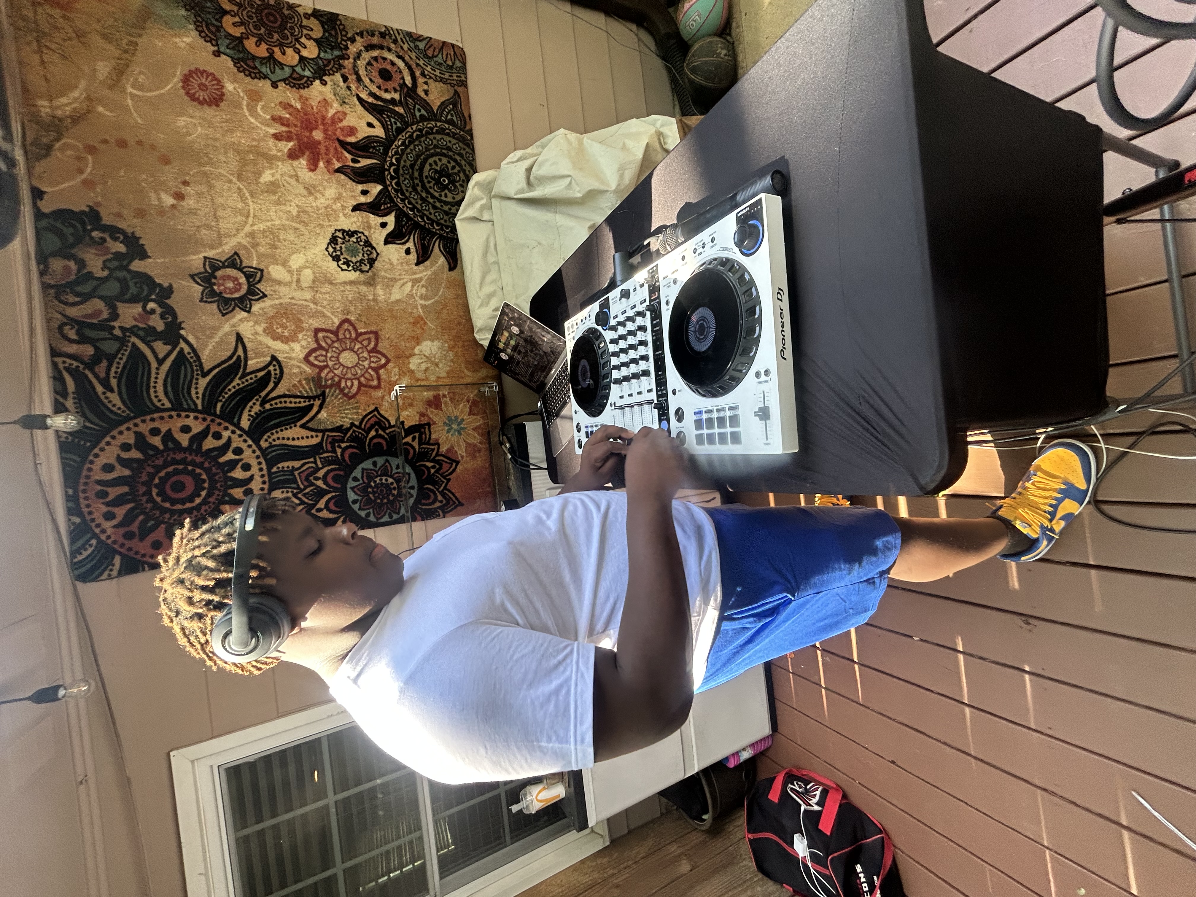 DJ 3x