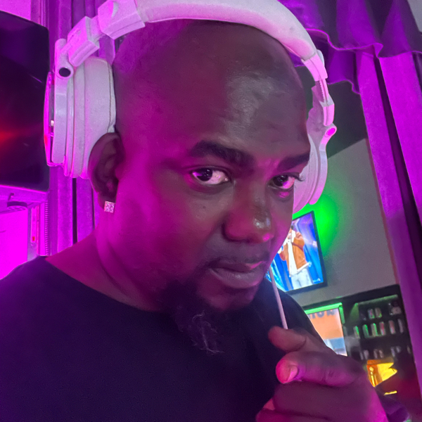 Dj infinity