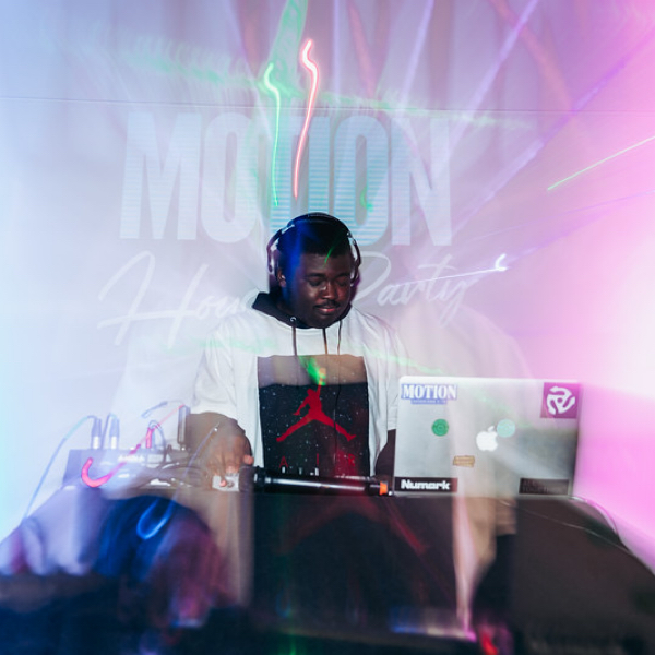 DJ Artizzle