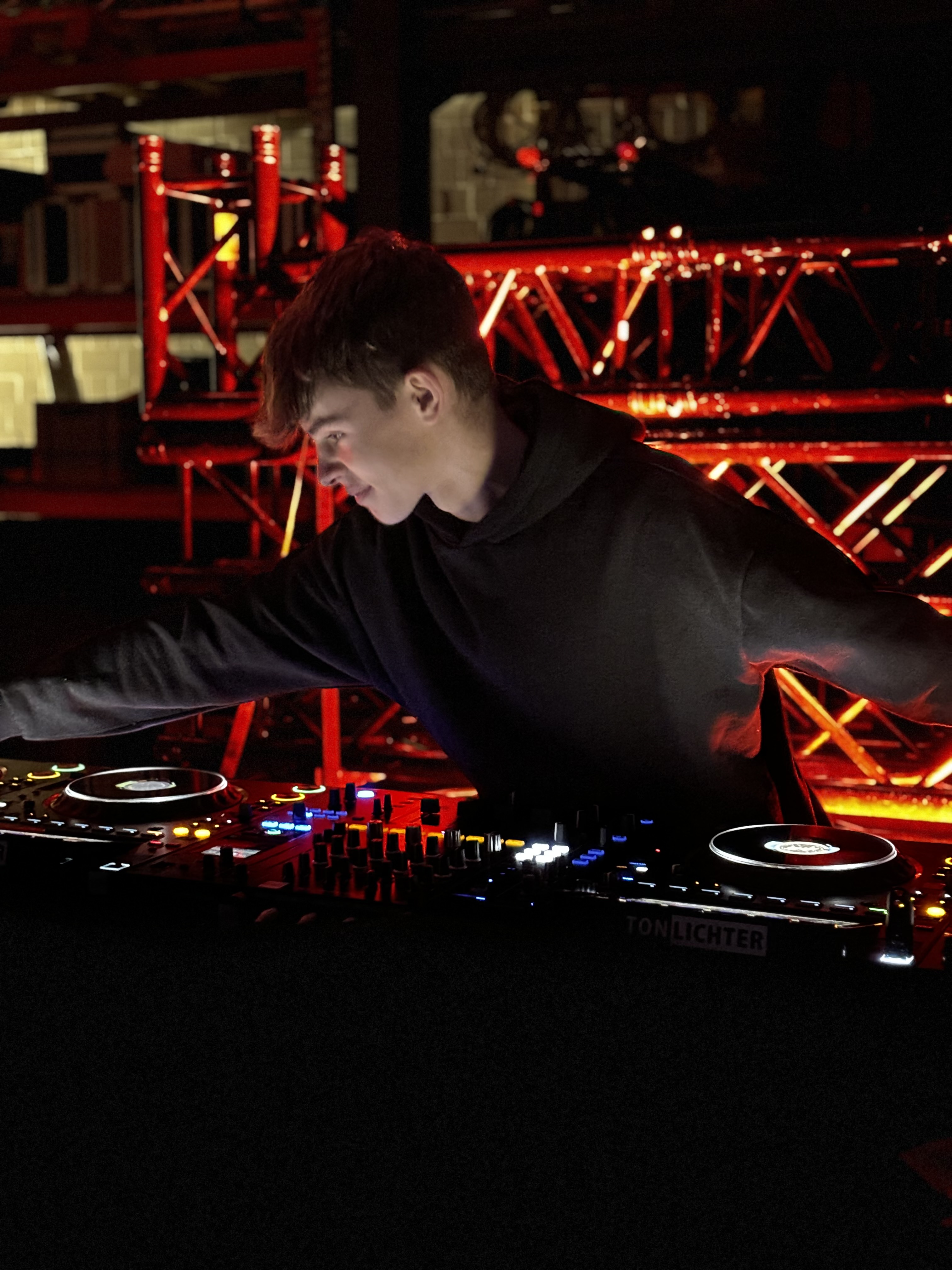 DJ Maaxx
