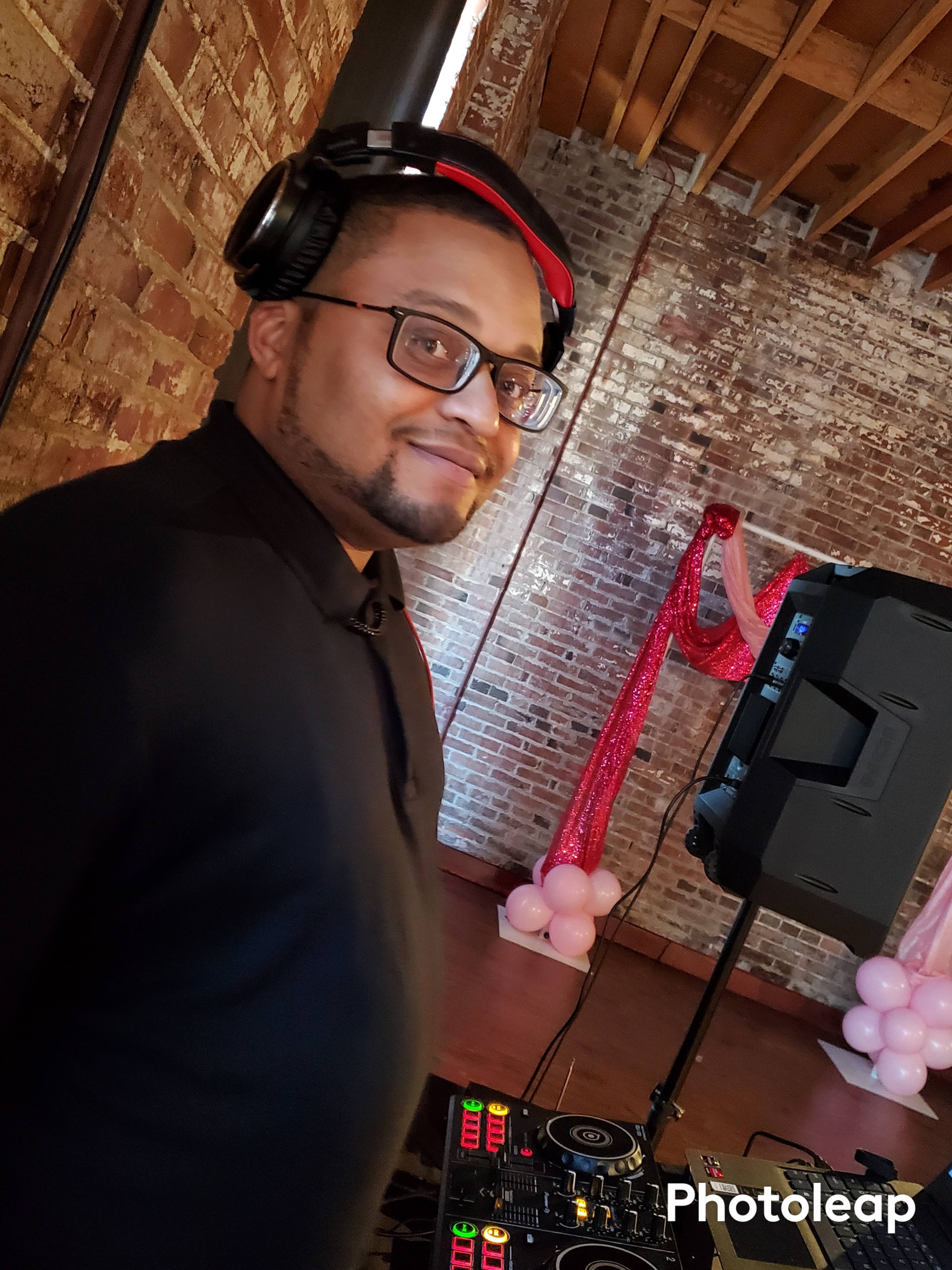 DJ Nie