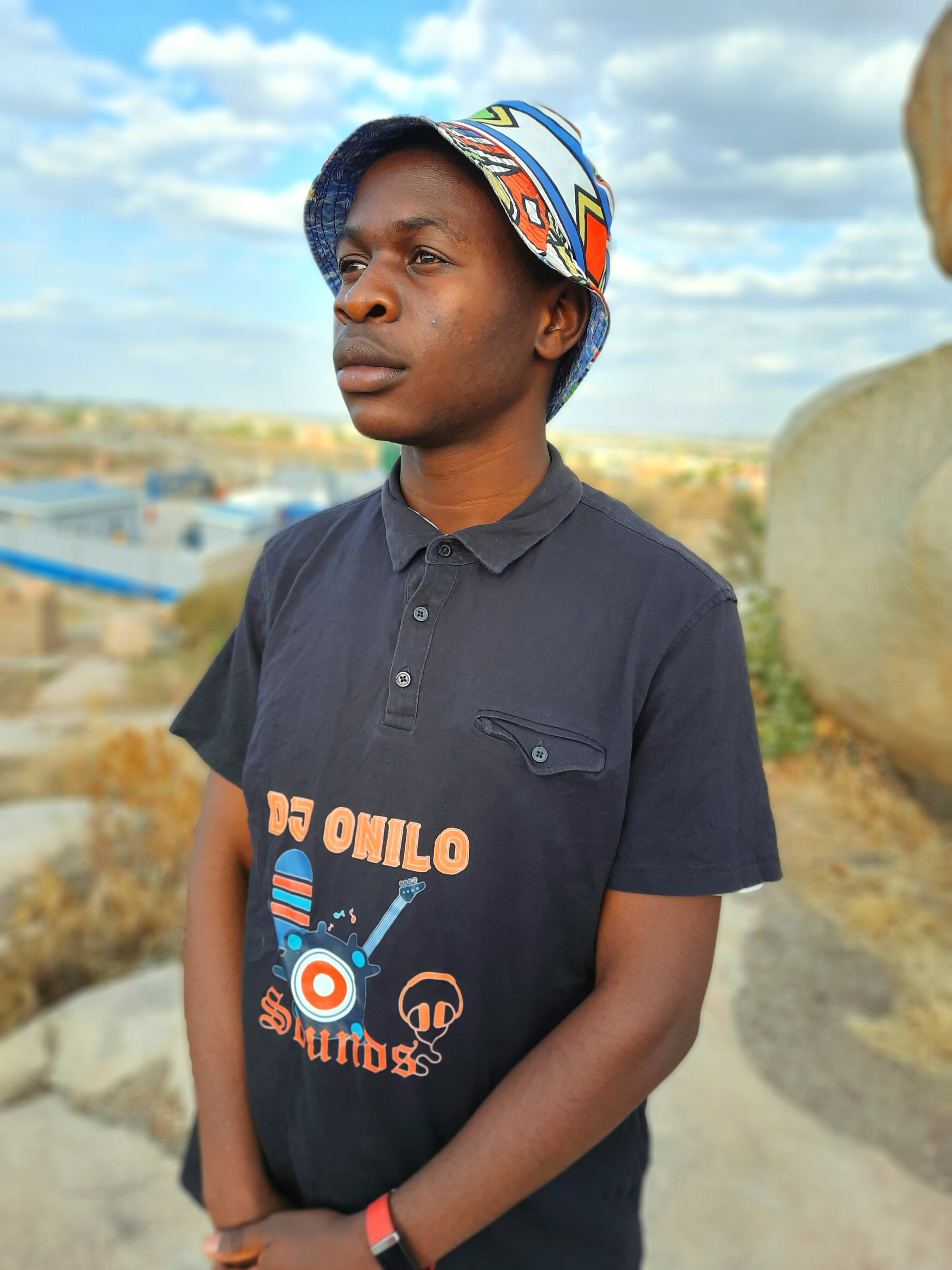 Dj ONILO