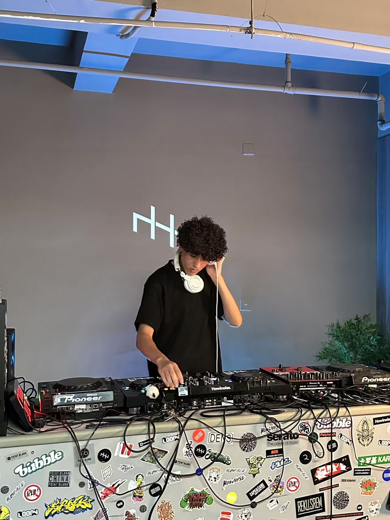 DJ PEDROX