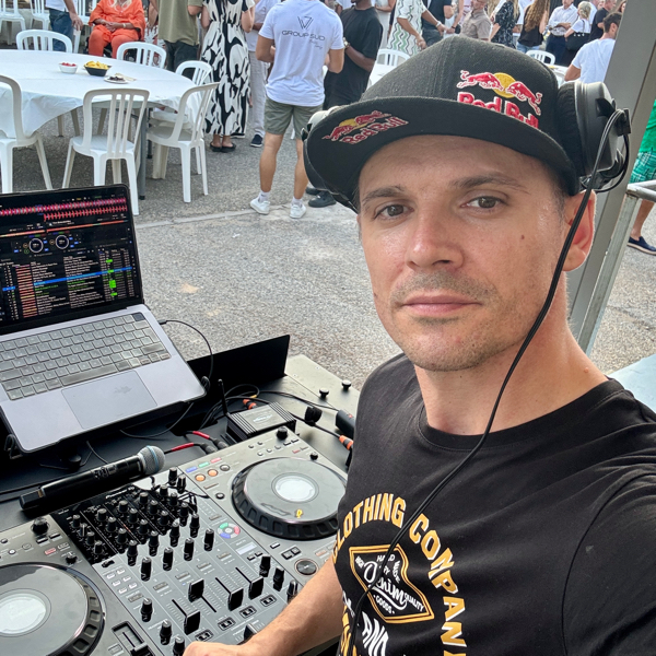 Dj Bogdan