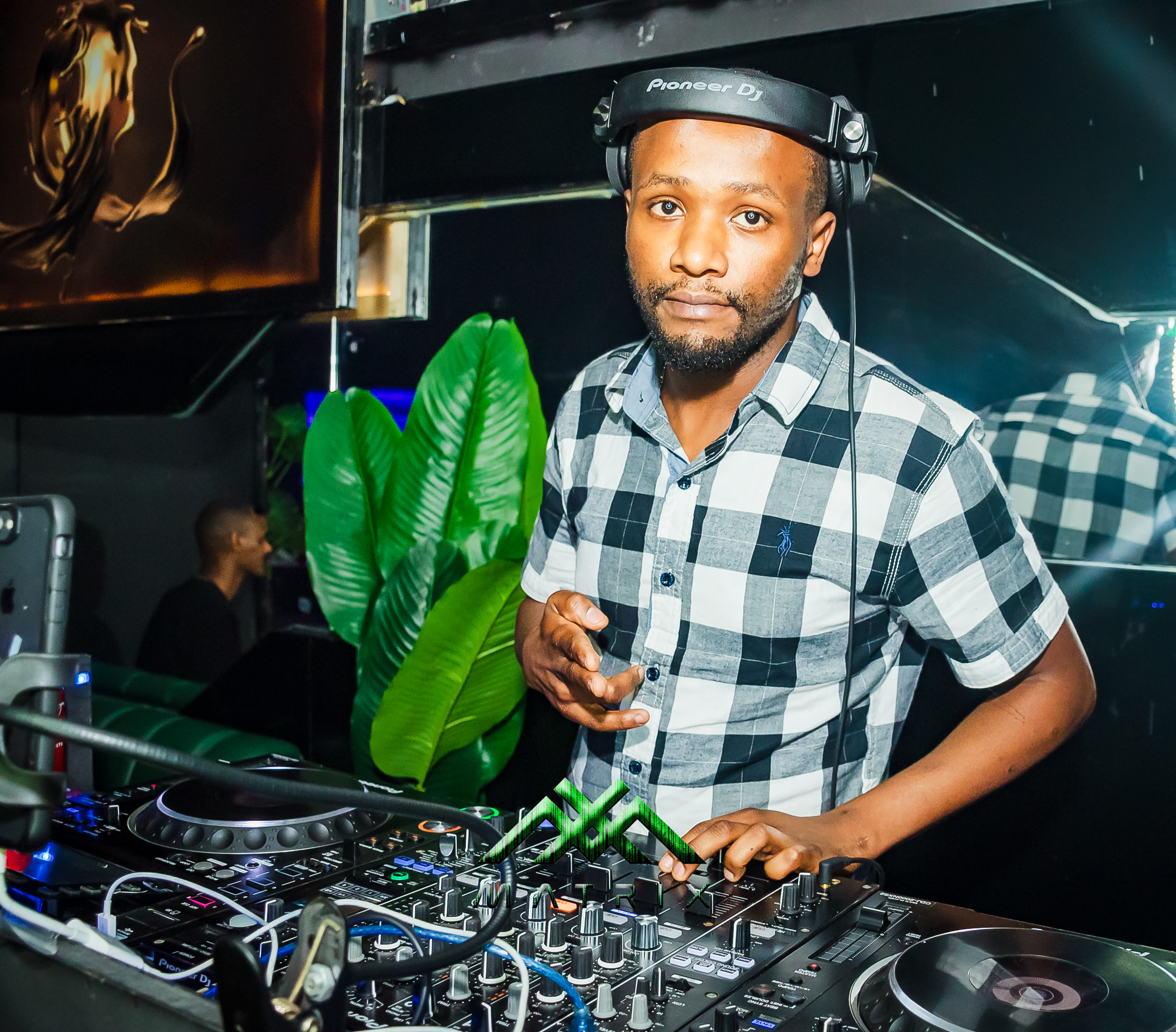 Dj sirlym de litbwoy