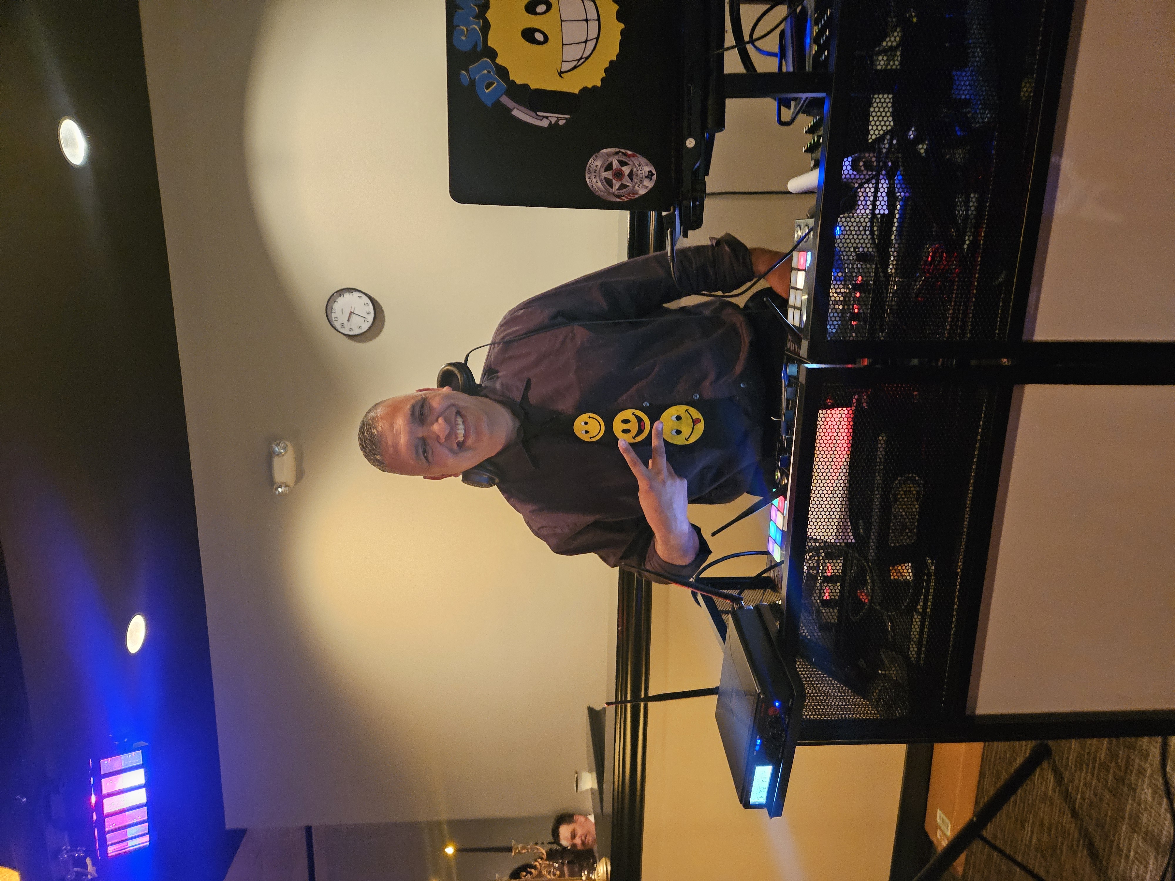 DJ SMiLeY!