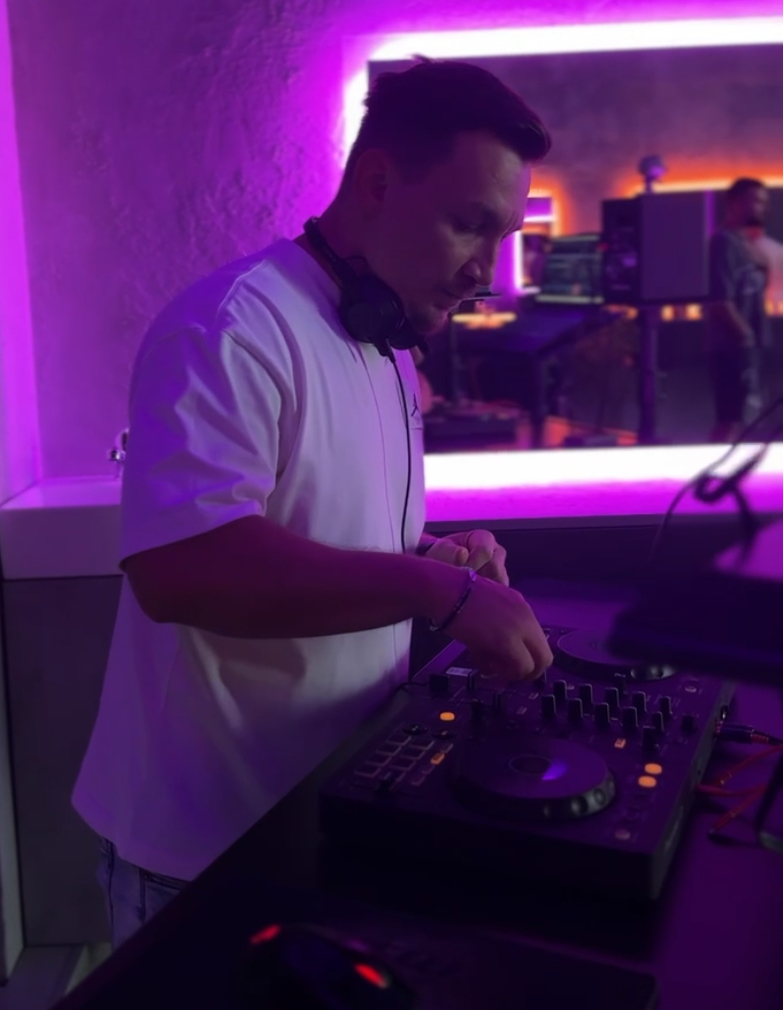 DJ Diemique