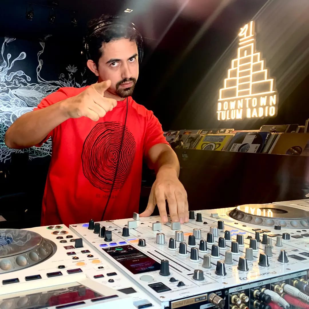 DJ Luis Mares