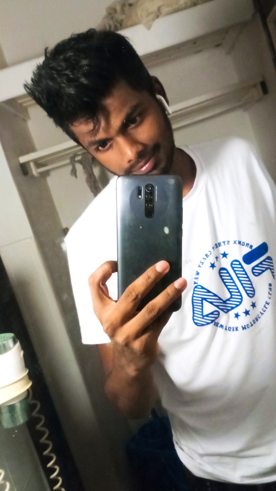 𝗗𝗝 𝗠𝗮𝗱𝘂𝘀𝗵𝗮𝗻