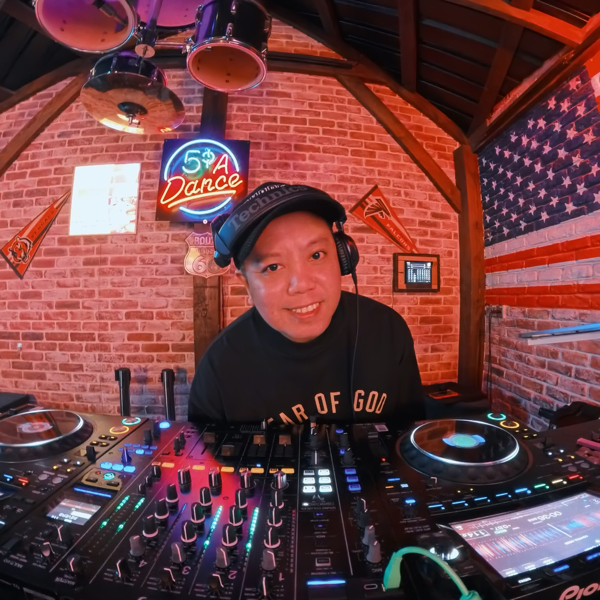 DJ Mark Garces