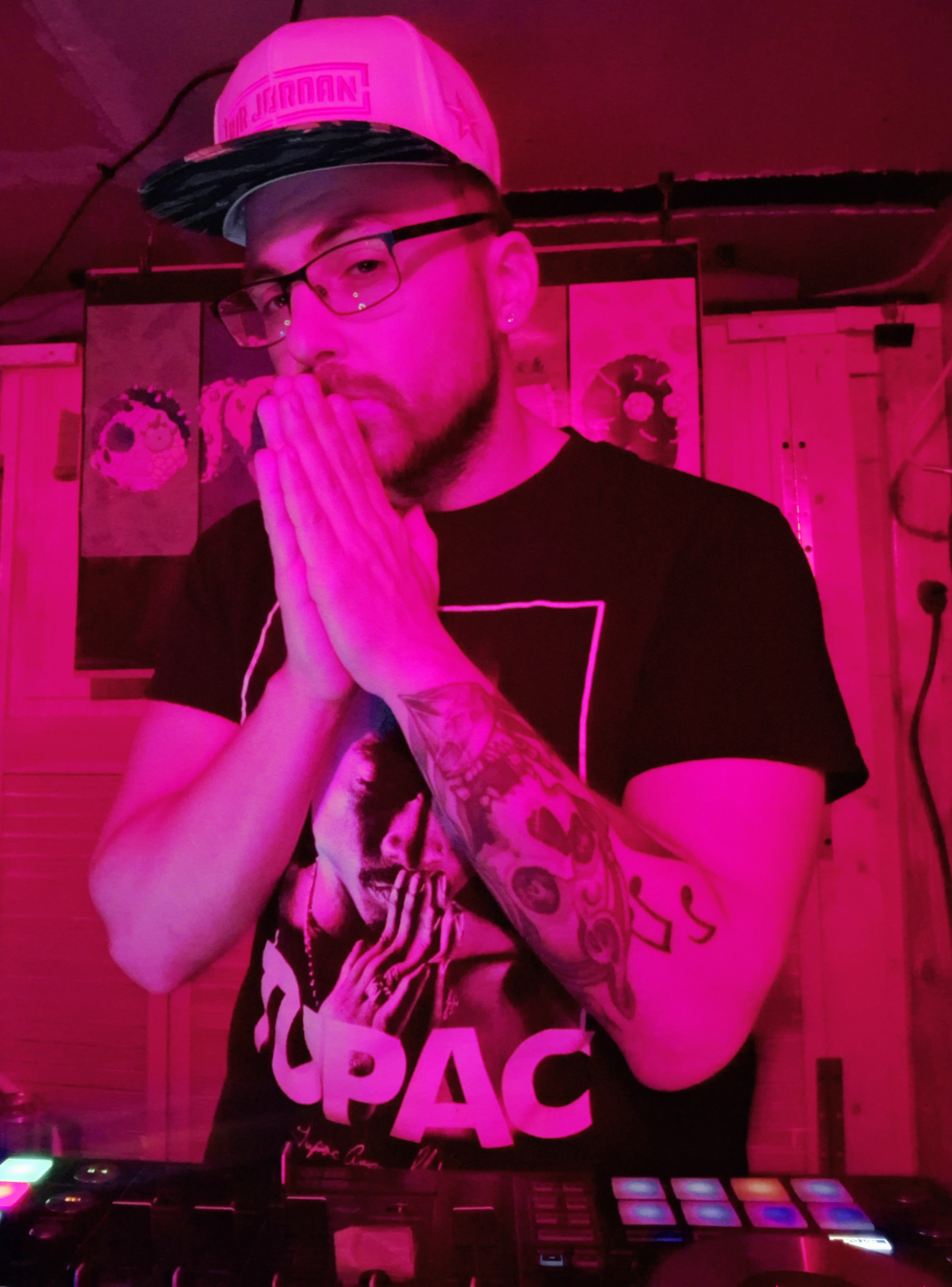 DJ Rowdy