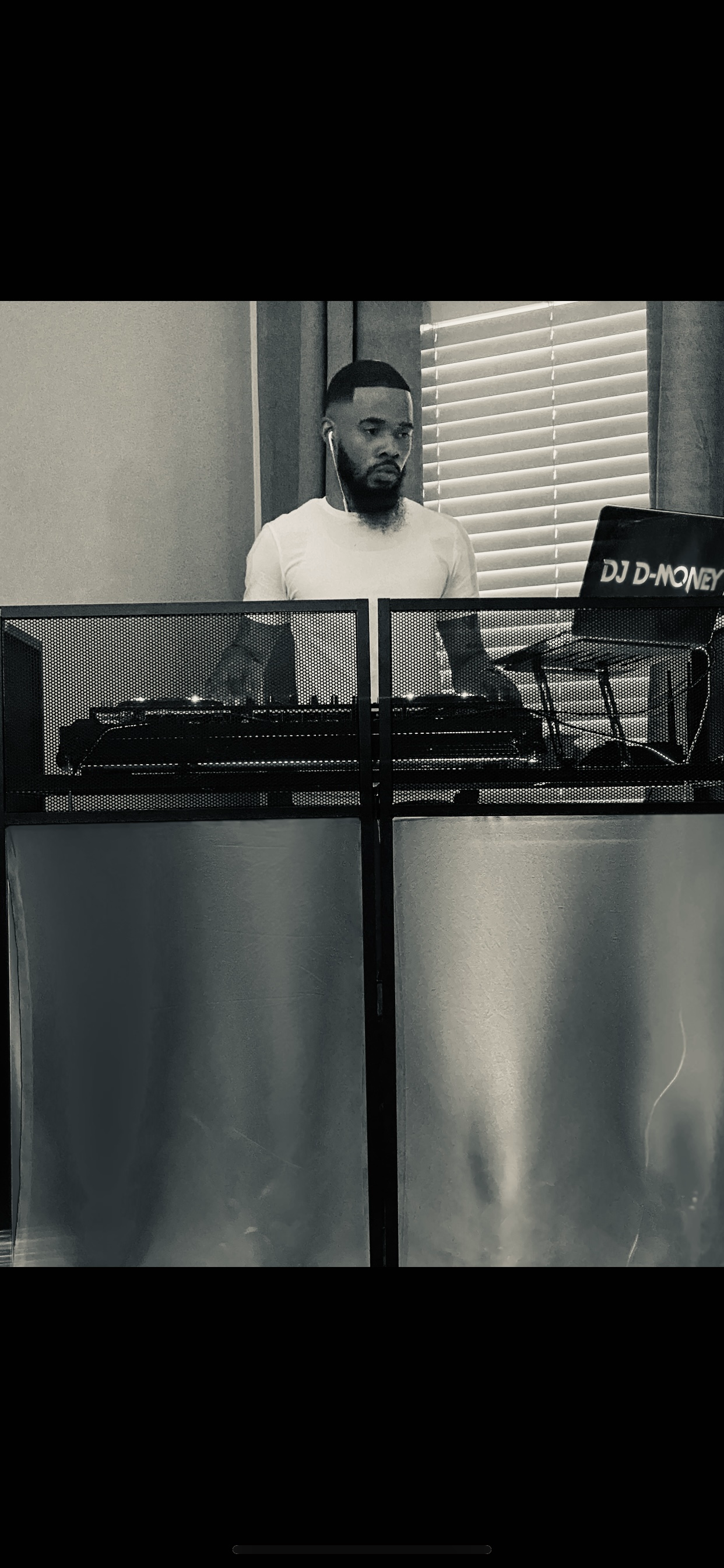 DJ D-MONEY