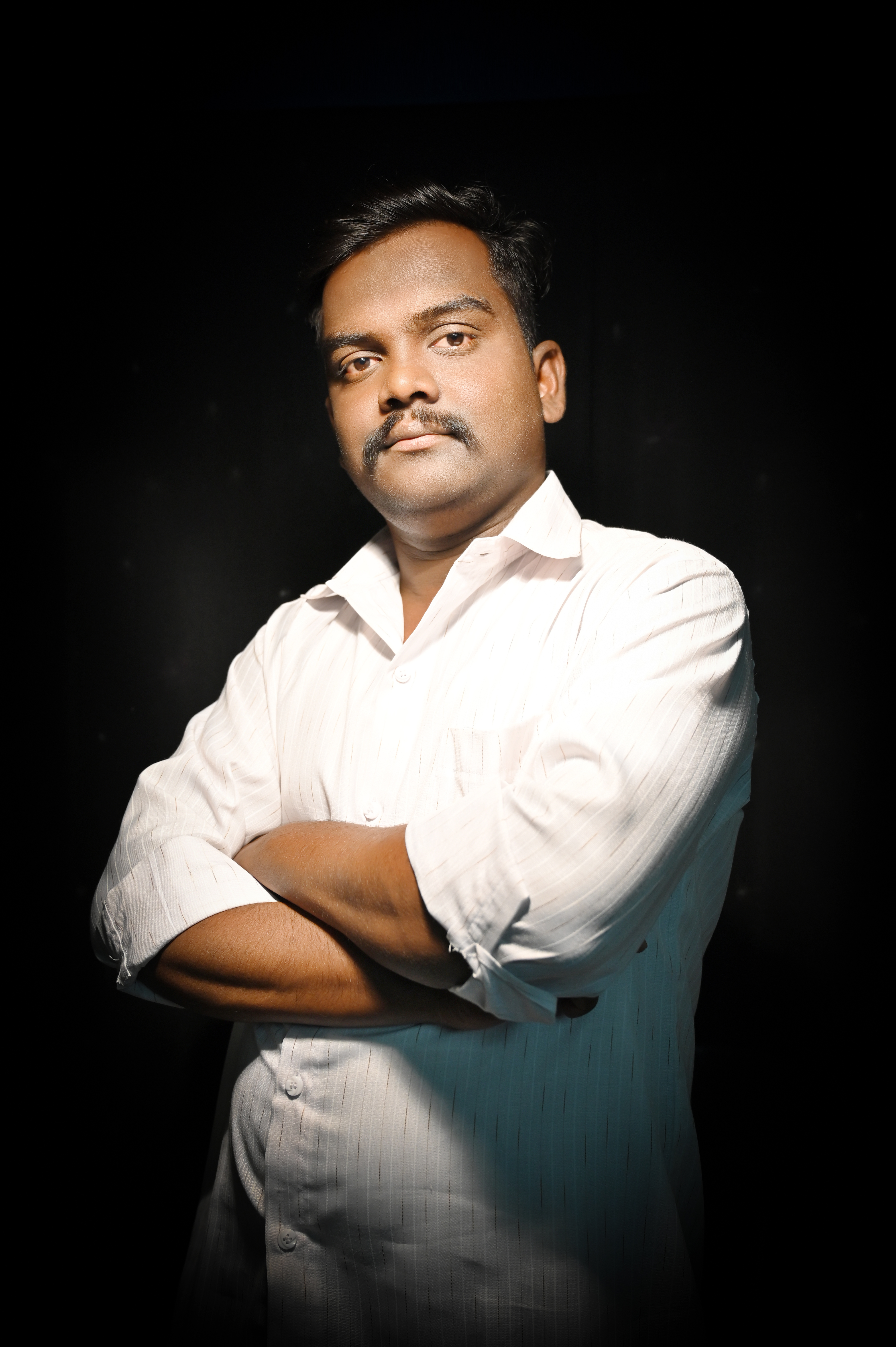 Dj Hari in the mix 