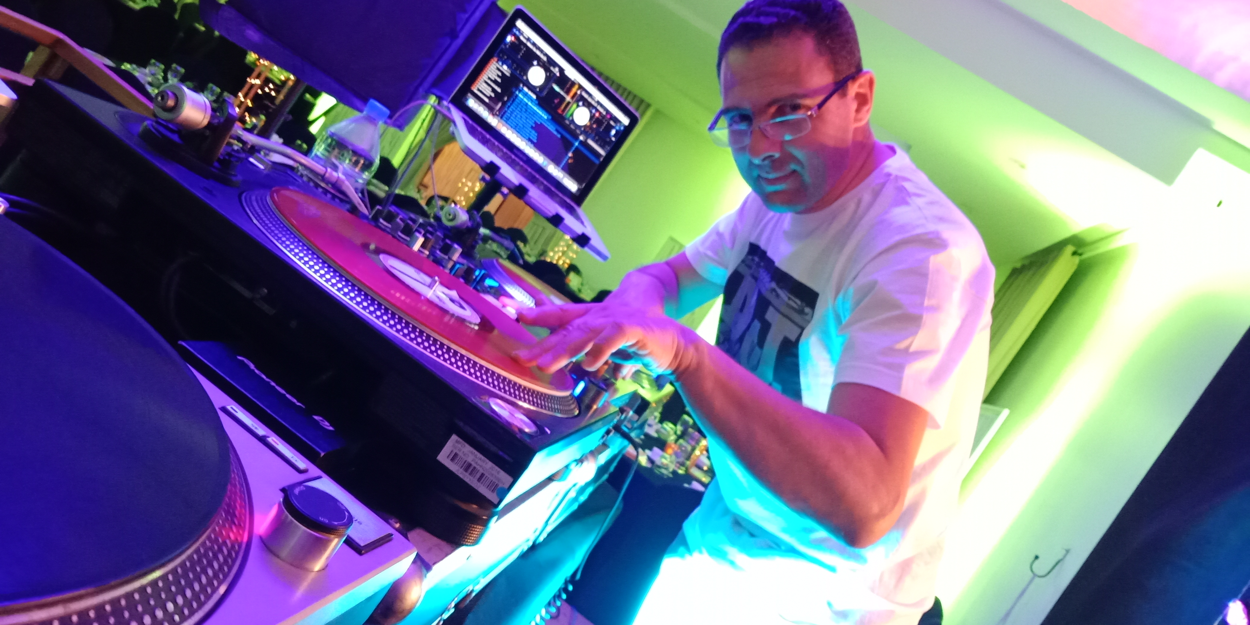DJ FunkyMed 