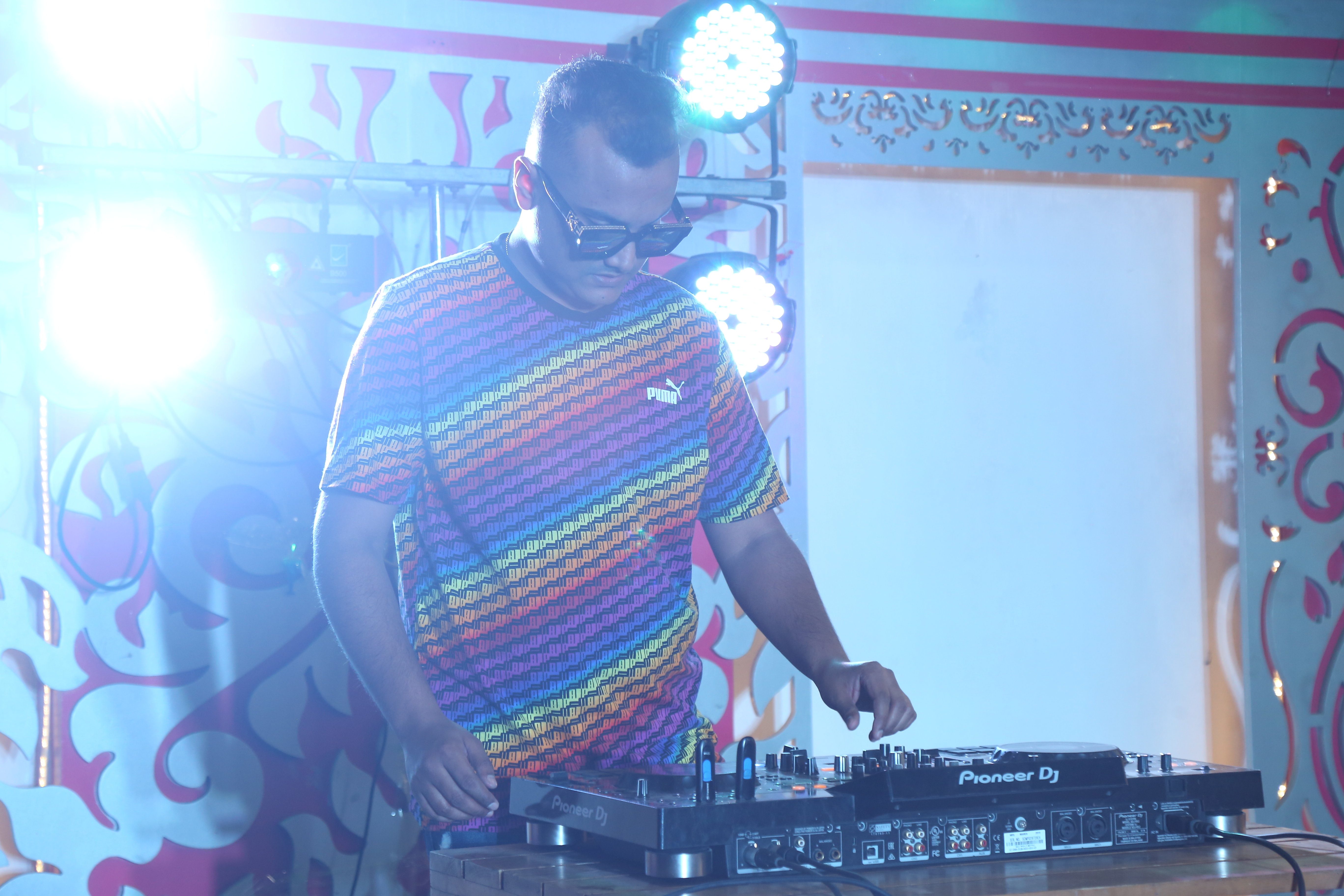 DJ TAWHID
