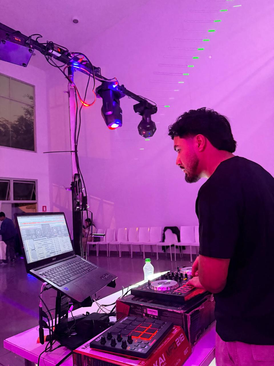 DJ Orenz