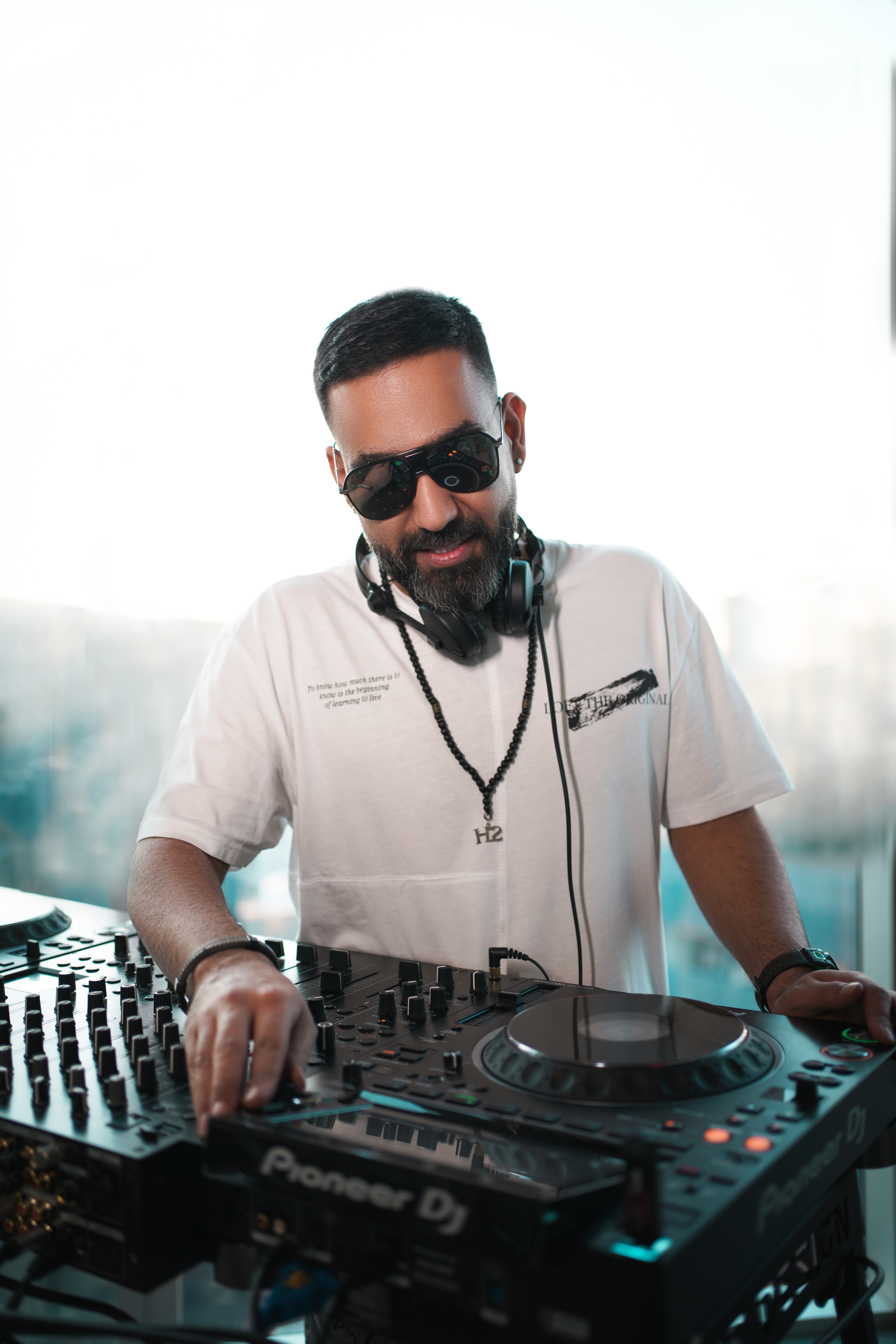 dj sharay