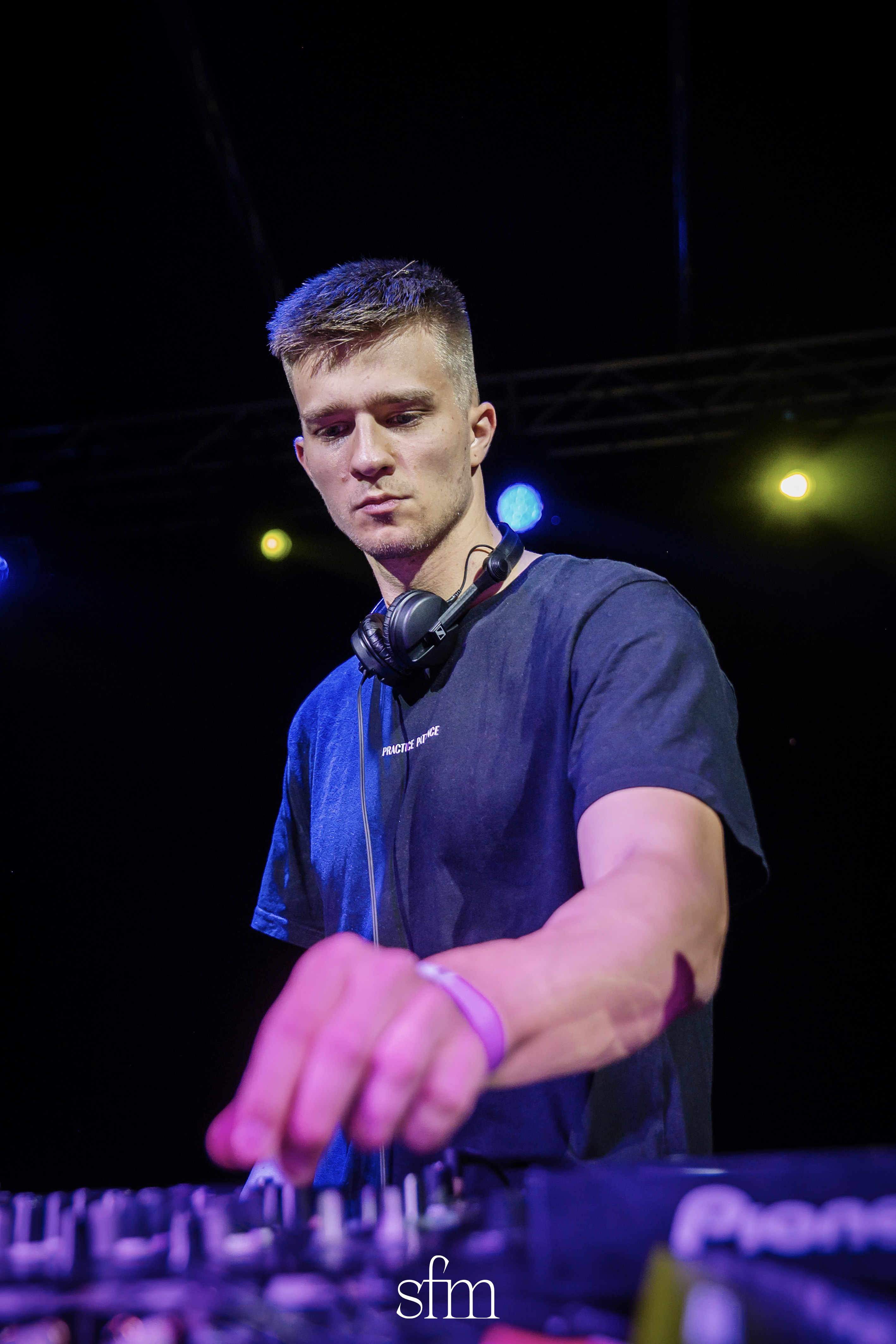 DJ Rey