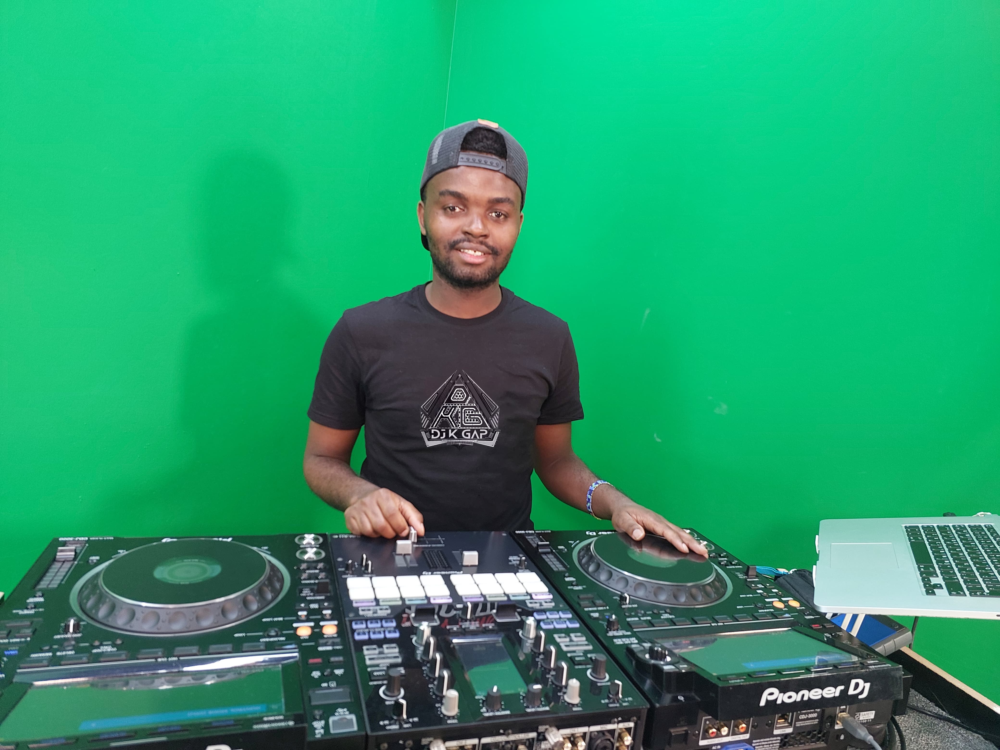 DJ K GAP 