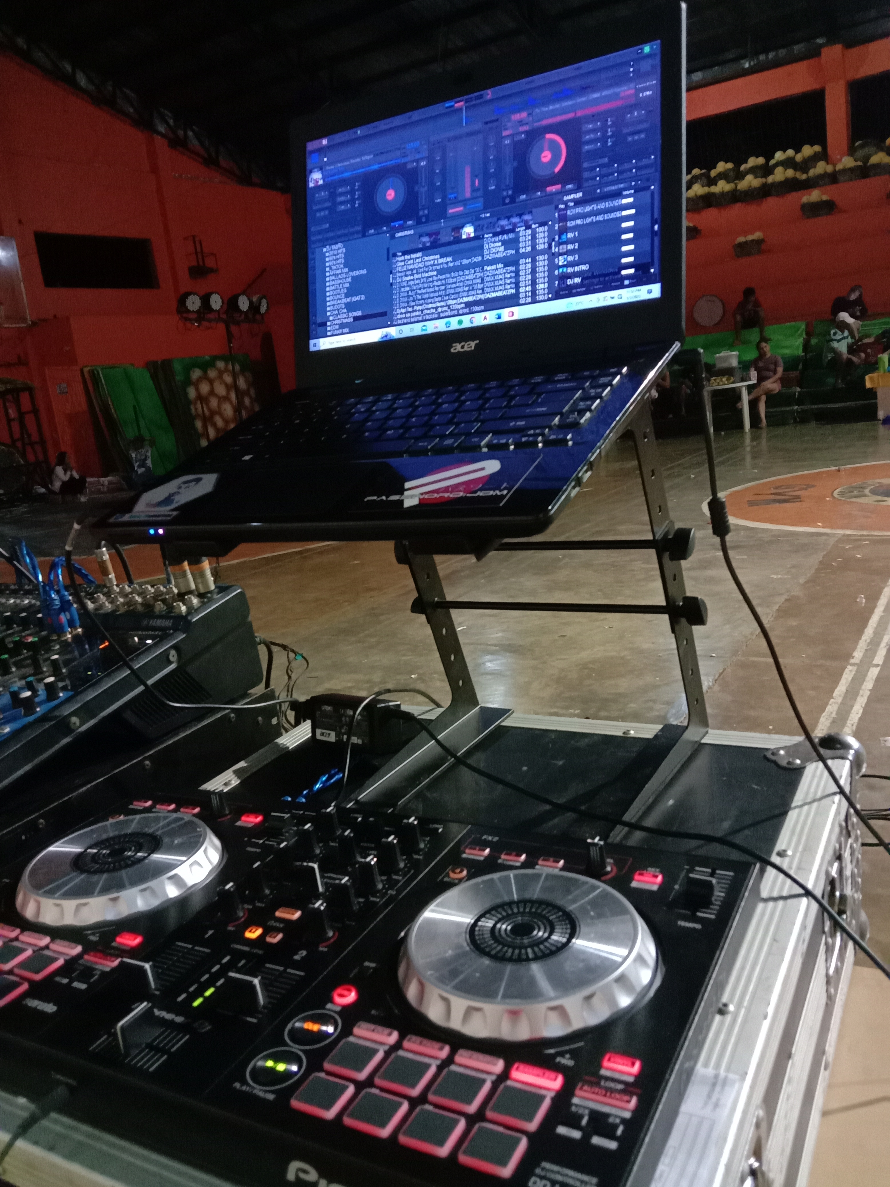 DJ J.Lip'z