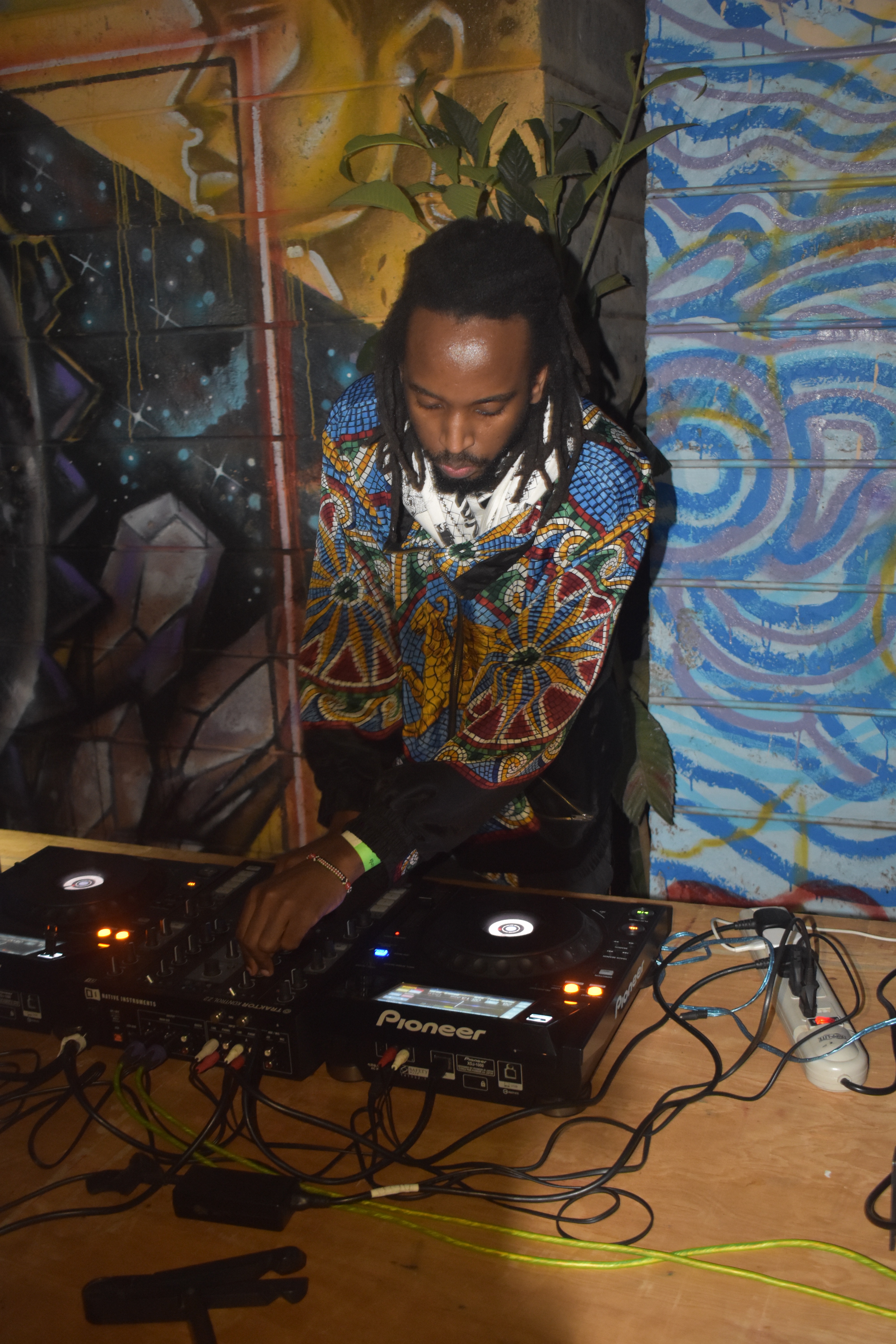 MTWOTISA 