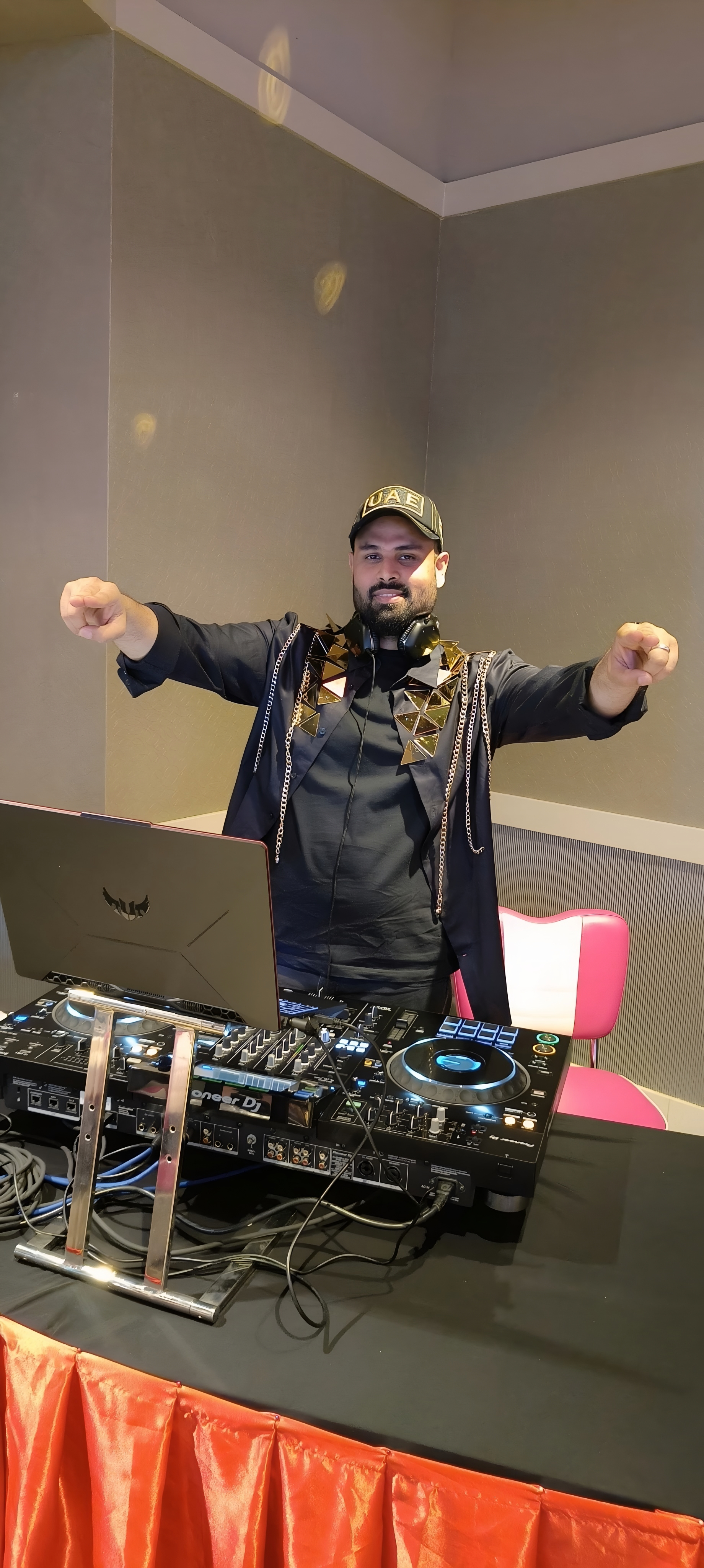 DJ ADIL BAKSH 