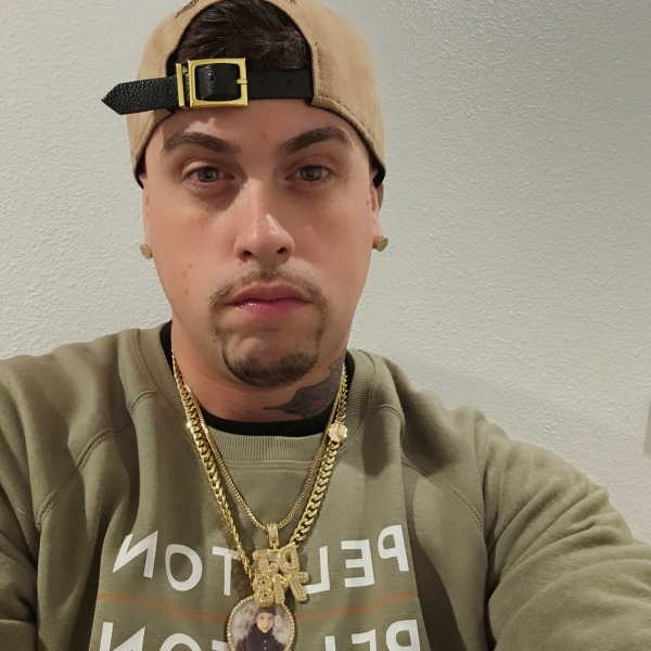 DJ 718