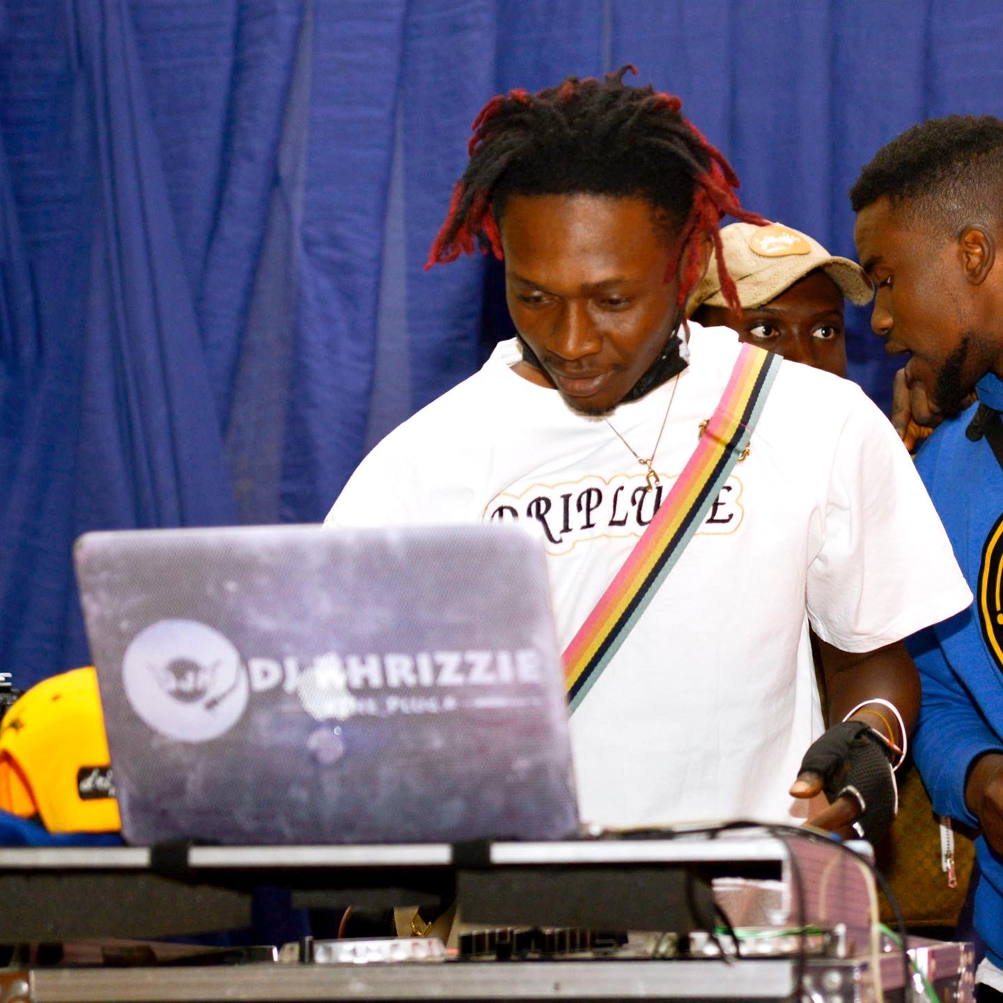 Dj Khrizzie