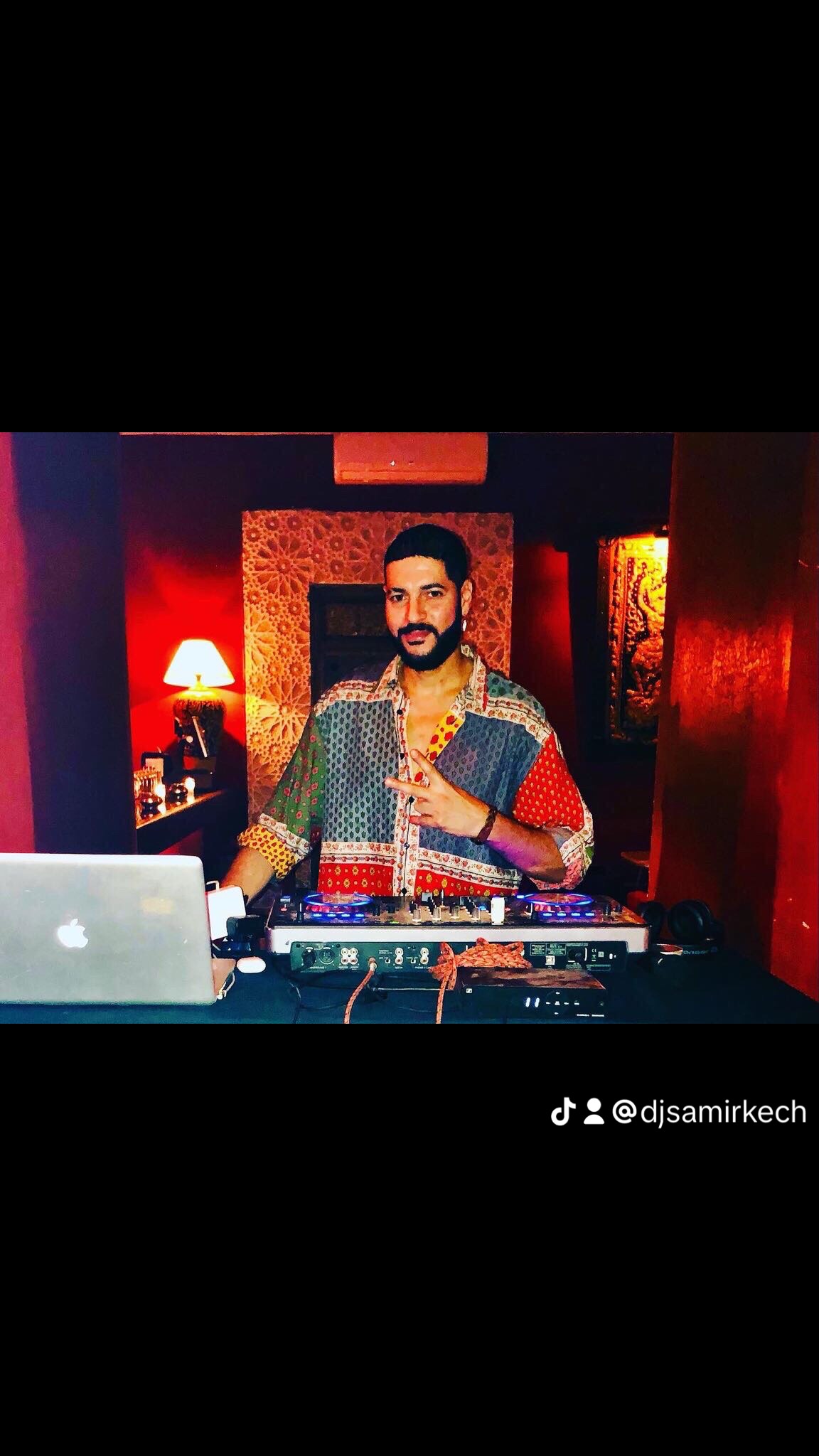 Dj sam-D