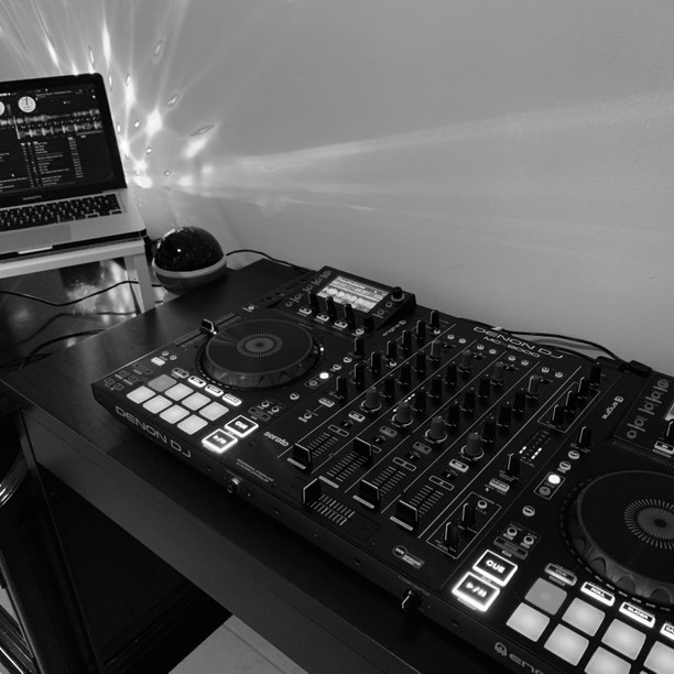 DJey-C