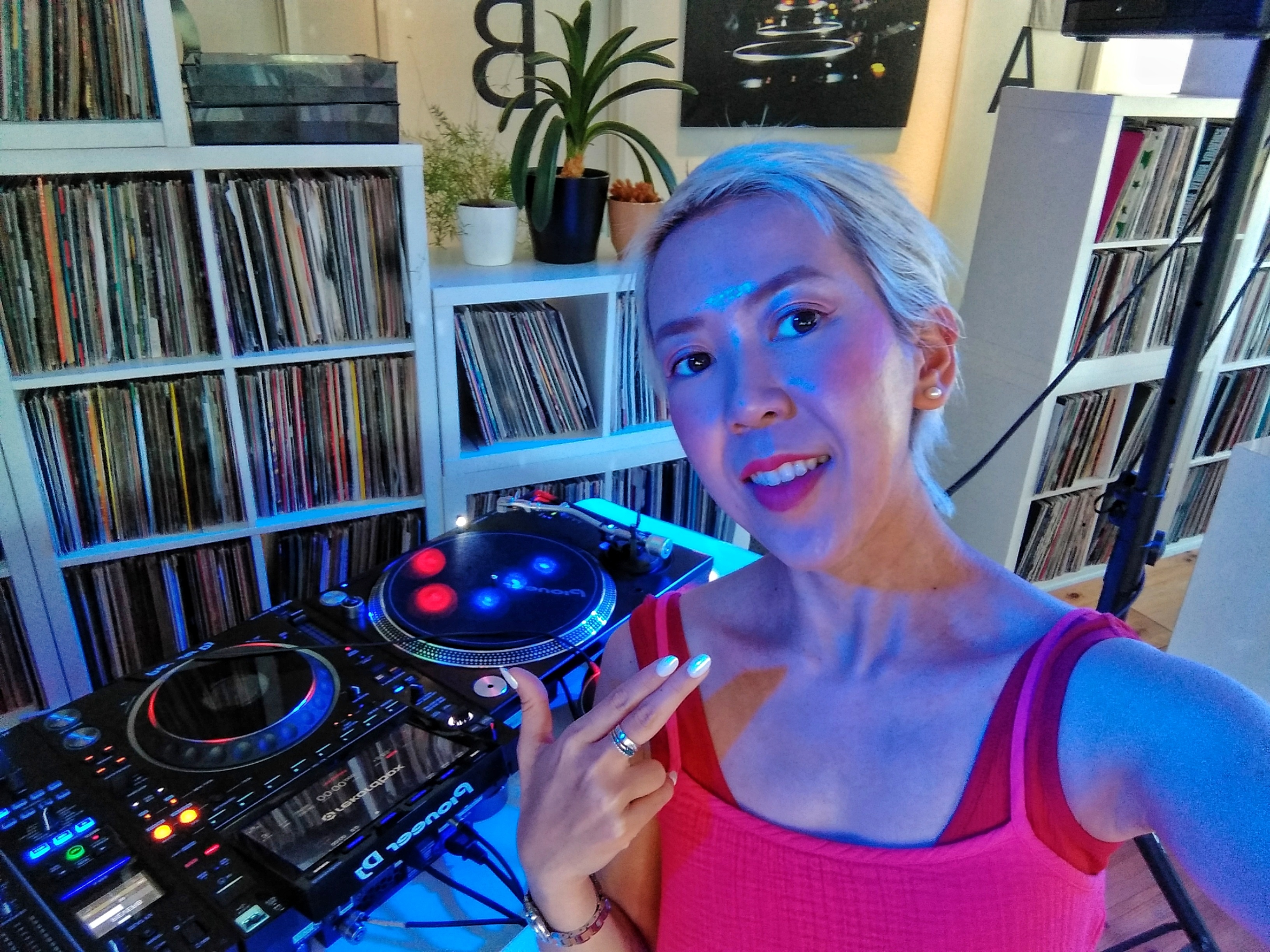 DJ Libby N'