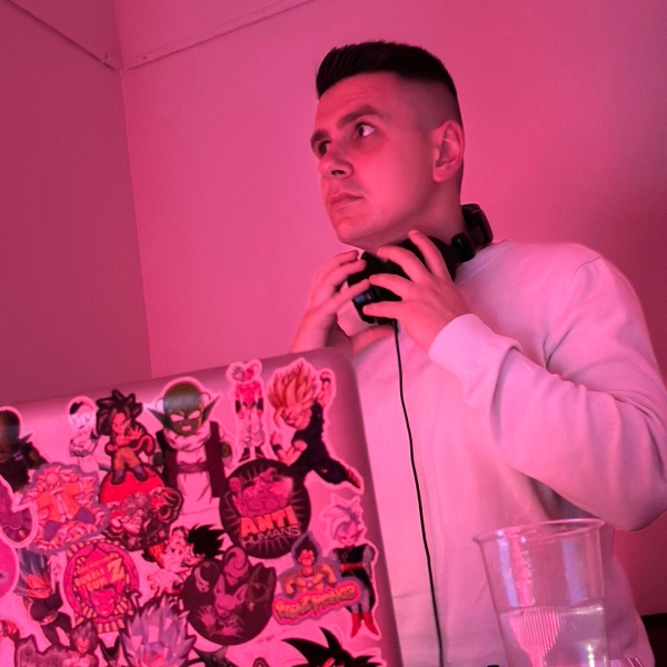 DJ FSHR